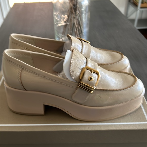 Dolce Vita Yonder Loafers - Picture 4 of 9